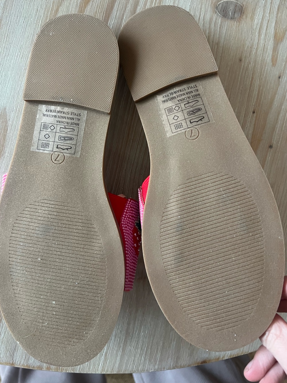 NEW Pink Strawberry Beaded Slide Sandals Size 7 - Picture 3 of 3